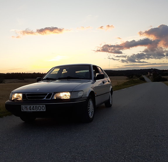 Saab 900 11 of 14