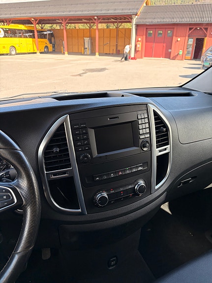 Mercedes-Benz Marco Polo 12 of 28