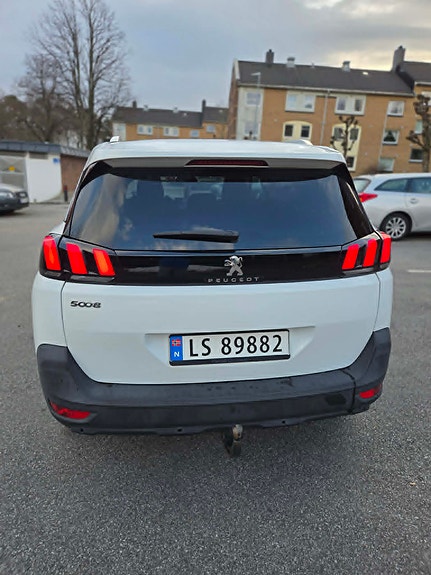 Peugeot 5008 9 of 30