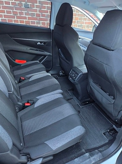 Peugeot 5008 24 of 30