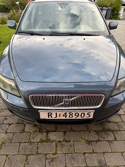 Volvo V50 4 of 7