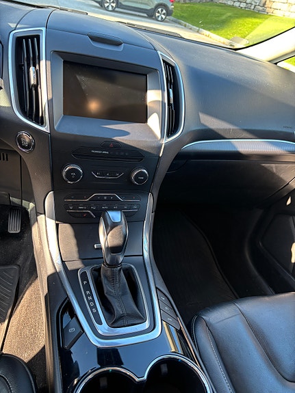 Ford S-MAX 10 of 25