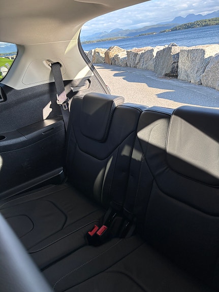 Ford S-MAX 18 of 25