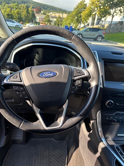 Ford S-MAX 11 of 25