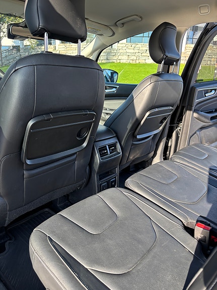 Ford S-MAX 25 of 25
