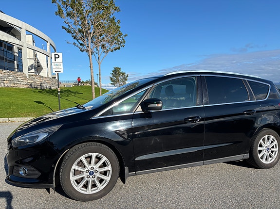 Ford S-MAX 2 of 25