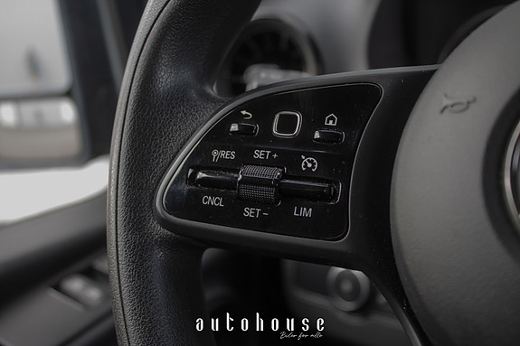 Mercedes-Benz Sprinter 318 22 of 30