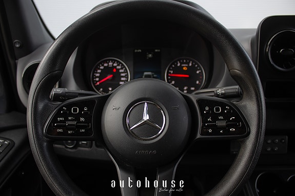 Mercedes-Benz Sprinter 318 21 of 30