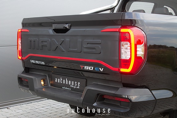 Maxus T90 EV 7 of 30