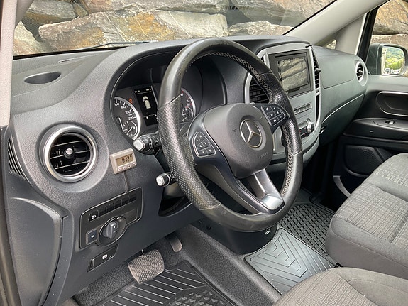 Mercedes-Benz Vito 27 of 30