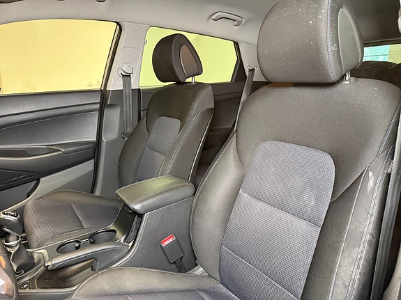 Hyundai Tucson 22 of 30