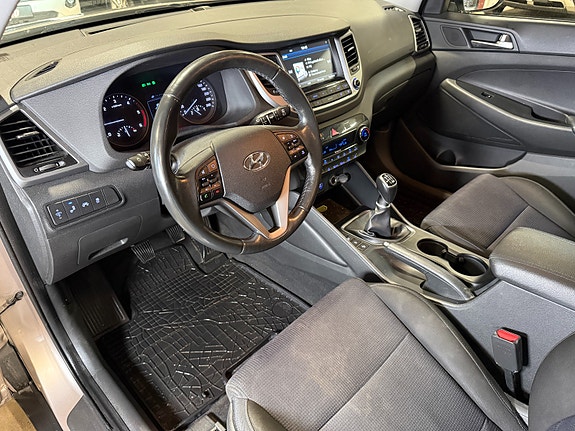 Hyundai Tucson 23 of 30
