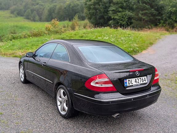 Mercedes-Benz CLK200 11 of 14