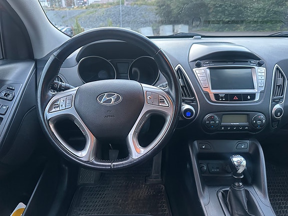 Hyundai ix35 9 of 16