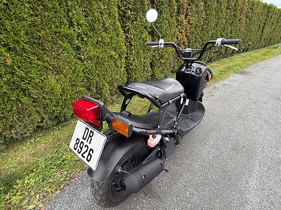 Honda NPS 50 Zoomer 3 of 6