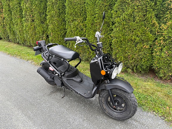 Honda NPS 50 Zoomer 4 of 6