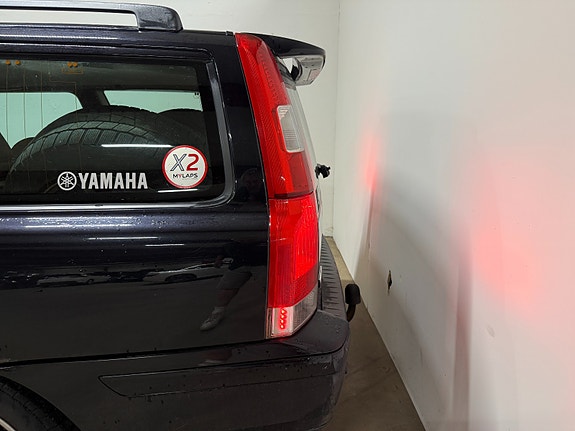 Volvo V70 8 of 30