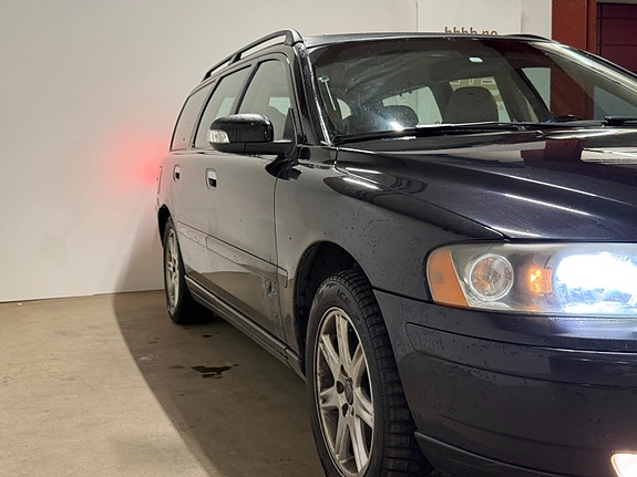 Volvo V70 6 of 30