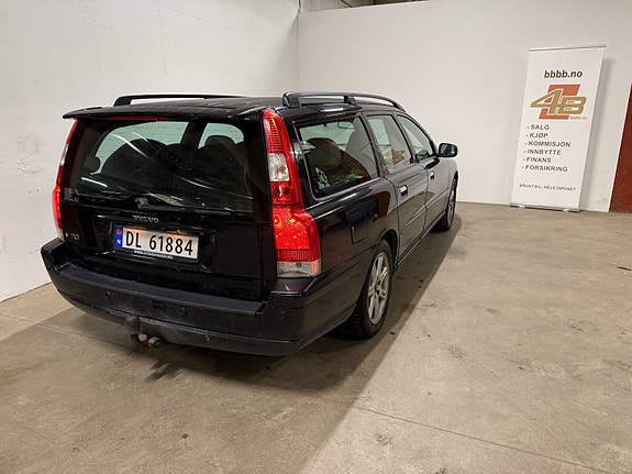 Volvo V70 9 of 30