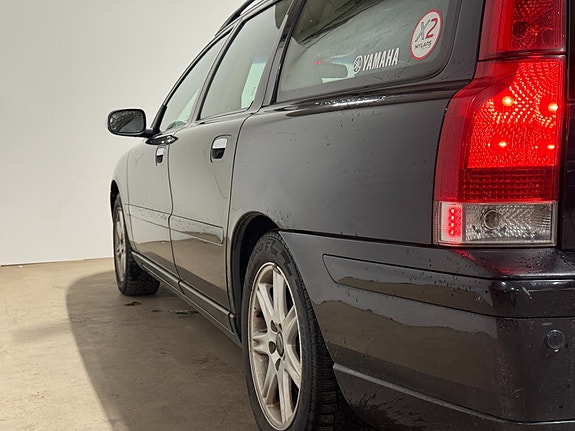 Volvo V70 14 of 30