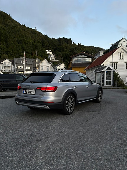 Audi A4 allroad 9 of 30