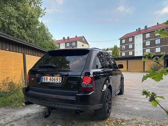 Land Rover Range Rover 8 of 16