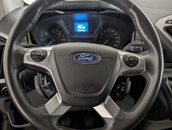 Ford Transit 13 of 22