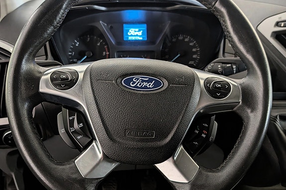 Ford Transit 16 of 22