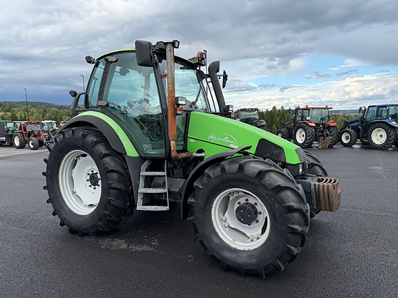 Deutz Fahr AGROTRON 106 S 19 of 30