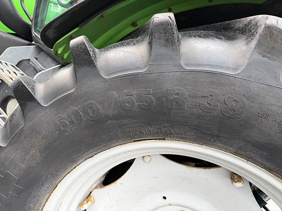 Deutz Fahr AGROTRON 106 S 27 of 30