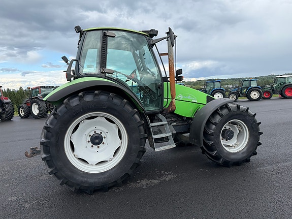 Deutz Fahr AGROTRON 106 S 16 of 30