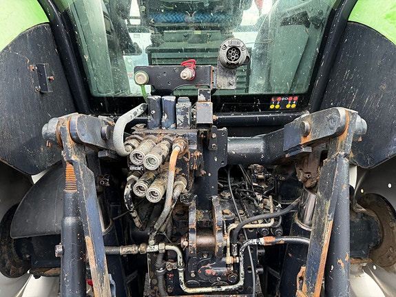 Deutz Fahr AGROTRON 106 S 28 of 30