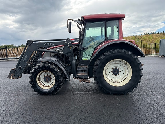 Valtra C-110 7 of 30