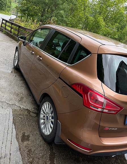 Ford B-MAX 4 of 7