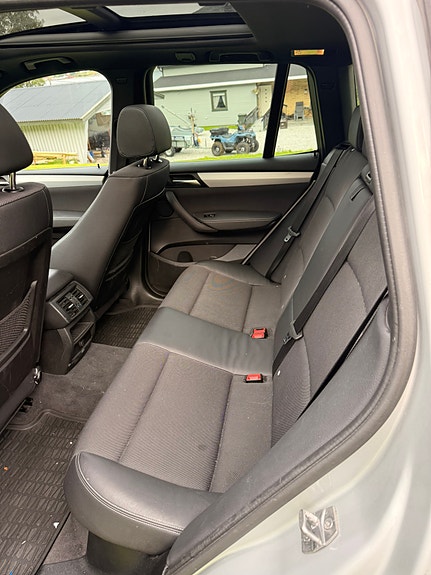 BMW X3 8 of 9