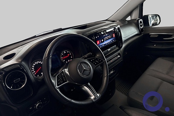 Mercedes-Benz Vito 119 13 of 28