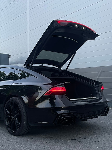 Audi A7 8 of 25