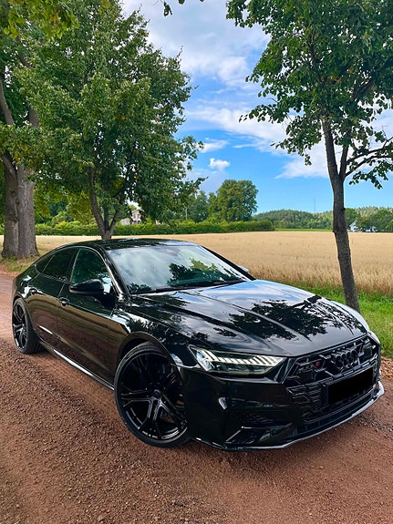 Audi A7 2 of 25