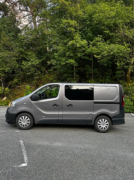 Renault Trafic 5 of 23