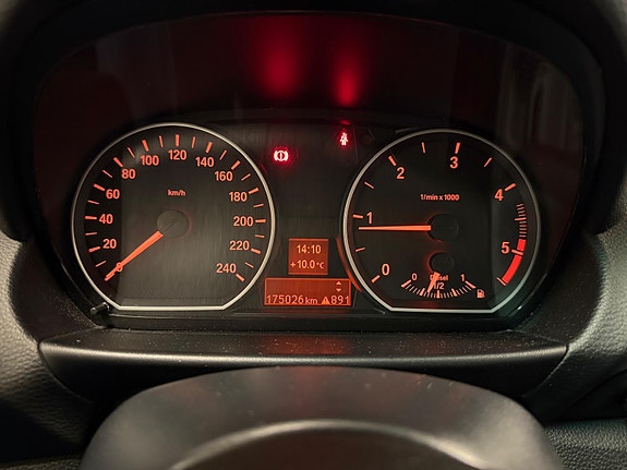 BMW 116d 22 of 23