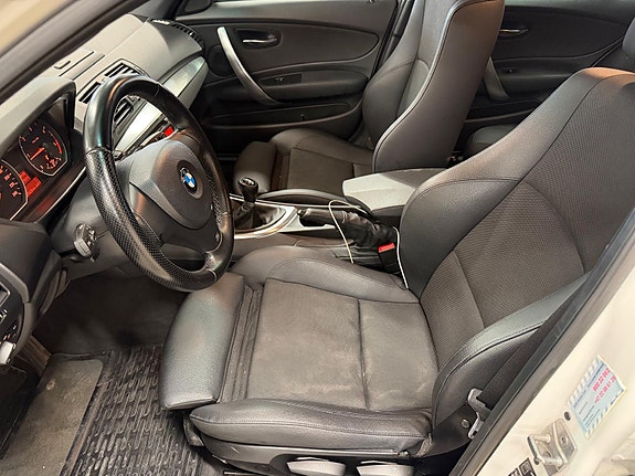 BMW 116d 9 of 23