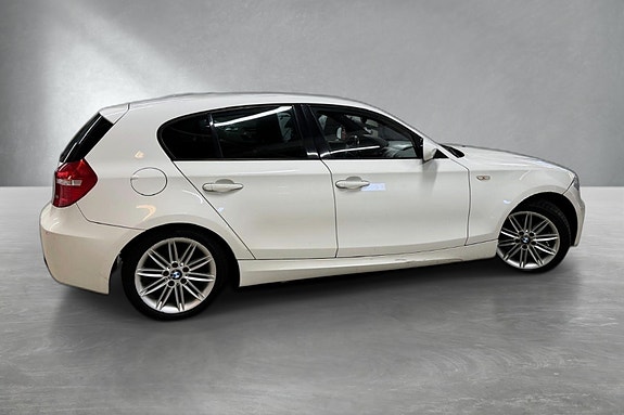 BMW 116d 6 of 23