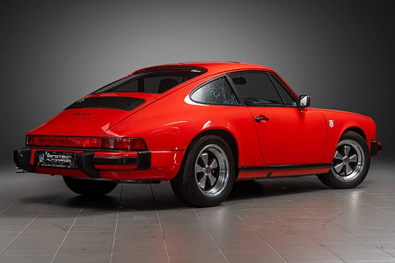 Porsche 911 3 of 30