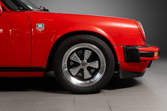 Porsche 911 20 of 30