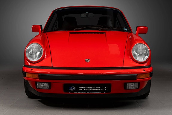 Porsche 911 14 of 30
