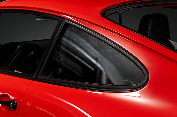 Porsche 911 9 of 30