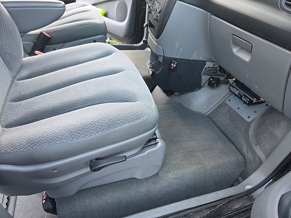 Chrysler Grand Voyager 6 of 19