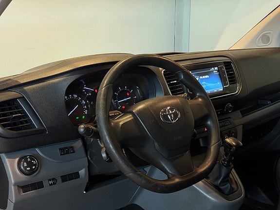 Toyota Proace 16 of 30