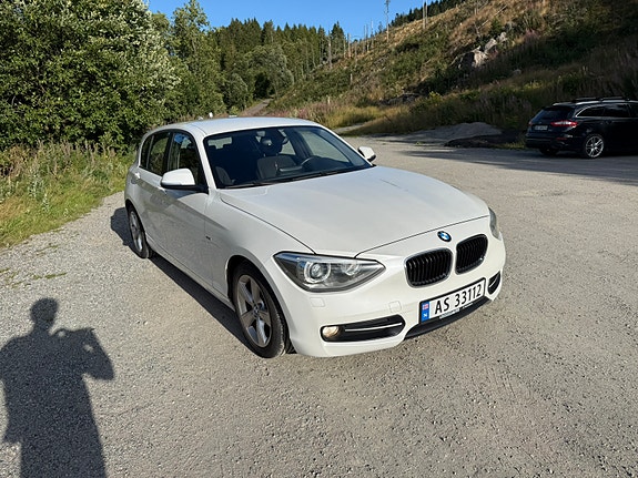 BMW 116d 4 of 15