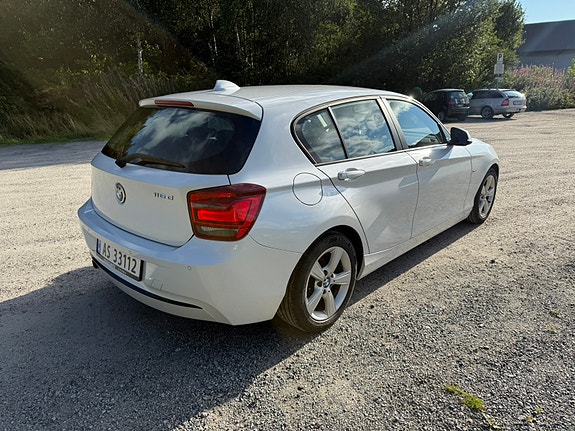 BMW 116d 6 of 15